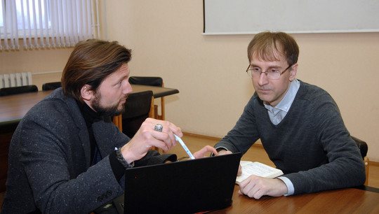 Иван Савин (слева) провел исследование с коллегами из Испании и Нидерландов